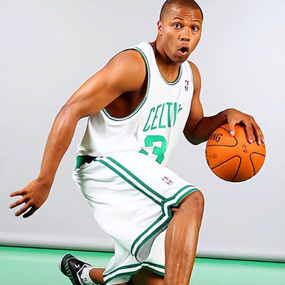 乐鱼LEYU关于赛前全明星赛传出新动向，波士顿凯尔特人回应争议，管理层表态——底气十足，临场指挥获称赞的信息